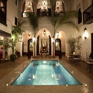 Riad Assouel ****